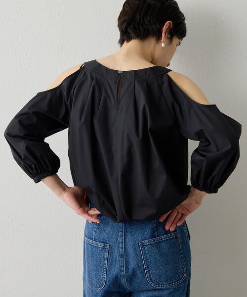 THE PAUSE（ザ ポーズ）の「【THE PAUSE】オープンショルダーブラウス（シャツ/ブラウス・レディース・ブラック/オフホワイト・FREE）」の17枚目の写真