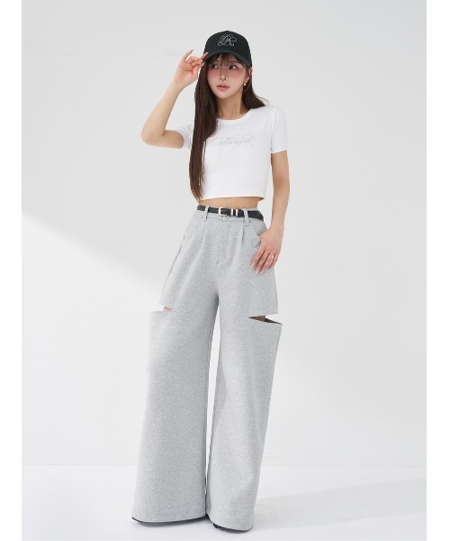 Darich(ダーリッチ)の「ロゴビジューエンジェルモチーフTシャツ(Tシャツ/カットソー・レディース・サックスブルー/ブラック/ピンク/ホワイト・FREE)」の13枚目の写真