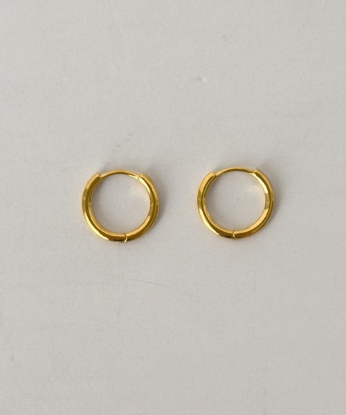 CANAL JEAN（キャナルジーン）の「Pt　【Silver925】THINフープゴールドピアス（ピアス（両耳用）・レディース・ゴールド・ONE SIZE）」の4枚目の写真