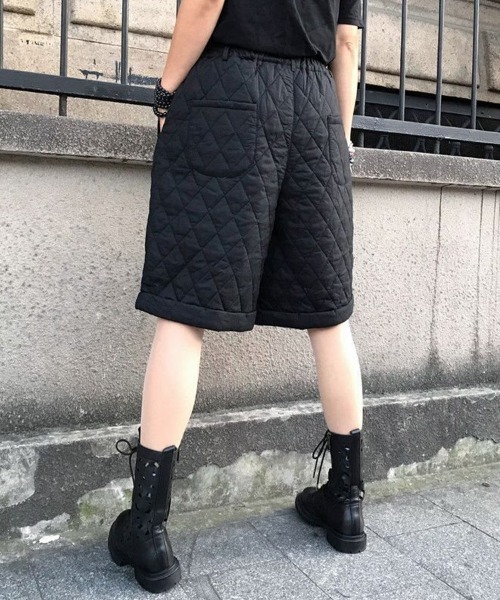SallyLunn(サリーラン)の「キルティング ハーフパンツ(その他パンツ・レディース・ブラウン/ブラック・LARGE/MEDIUM)」の11枚目の写真