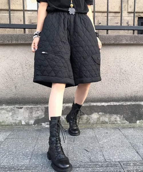 SallyLunn(サリーラン)の「キルティング ハーフパンツ(その他パンツ・レディース・ブラウン/ブラック・LARGE/MEDIUM)」の12枚目の写真