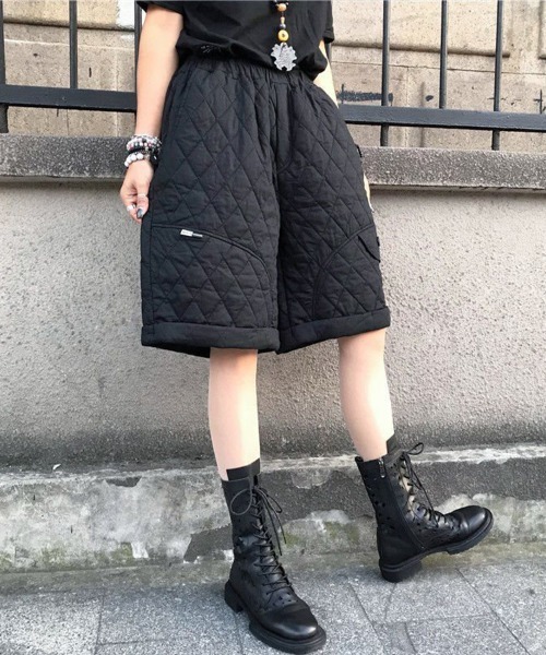 SallyLunn(サリーラン)の「キルティング ハーフパンツ(その他パンツ・レディース・ブラウン/ブラック・LARGE/MEDIUM)」の6枚目の写真