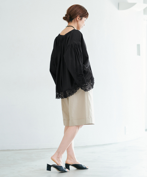 IENA（イエナ）の「カットワークレースブラウス（シャツ/ブラウス・レディース・ブラック/ホワイト・FREE）」の19枚目の写真