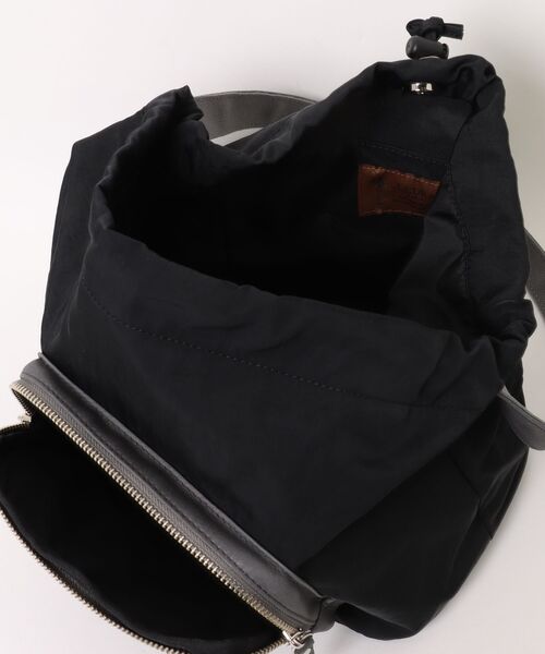 CLEDRAN（クレドラン）の「【軽量 レザーポケット】 CL3962 LIMO ZIP POCKET TOTE（ショルダーバッグ・レディース・ブラック/チャコール/ダークベージュ・FREE）」の18枚目の写真