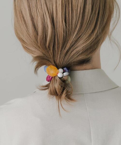 SMELLY(スメリー)の「ボリュームモチーフヘアポニー(ヘアゴム・レディース・ブラウン系その他/ブルー系その他・-)」の11枚目の写真