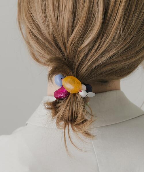 SMELLY(スメリー)の「ボリュームモチーフヘアポニー(ヘアゴム・レディース・ブラウン系その他/ブルー系その他・-)」の13枚目の写真