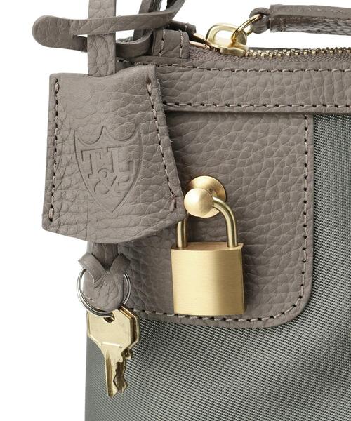 TOFF&LOADSTONE(トフアンドロードストーン)の「Key one handle(キーワンハンドル)(ハンドバッグ・レディース・ライトグレー系9・00)」の15枚目の写真
