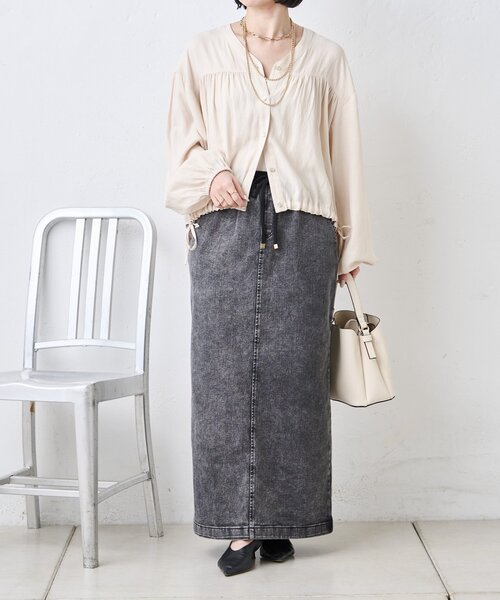 Jena espace merveilleux（ジェナ　エスパスメルヴェイユ）の「裾リボンドロストシャツ（シャツ/ブラウス・レディース・ブラック/アイボリー/グリーン・FREE）」の9枚目の写真