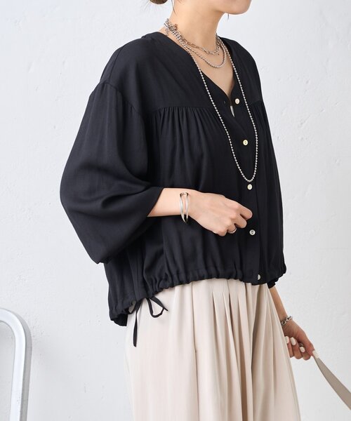 Jena espace merveilleux（ジェナ　エスパスメルヴェイユ）の「裾リボンドロストシャツ（シャツ/ブラウス・レディース・ブラック/アイボリー/グリーン・FREE）」の20枚目の写真
