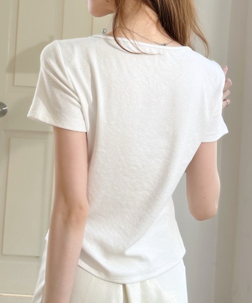 Ada.(エイダ)の「フロント ツイスト Vネック コンパクト 半袖 カットソー(Tシャツ/カットソー・レディース・グレー/ブルー/ブラック/ホワイト・FREE)」の9枚目の写真