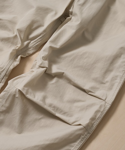nanamica（ナナミカ）の「【nanamica/ナナミカ】Nylon Twill Deck Pants（カーゴパンツ・メンズ・ネイビー/ライトベージュ・30 inch/32inch）」の12枚目の写真