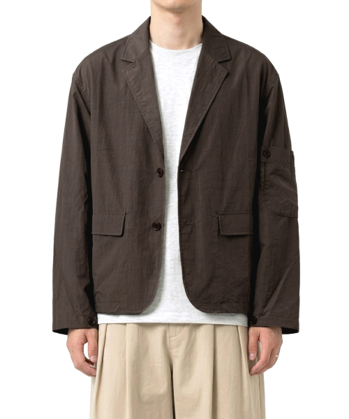 UNDEROFF（アンダーオフ）の「クロップレジャーユーティリティジャケットブラウン（ナイロンジャケット・メンズ・ブラウン・MEDIUM/LARGE/X-LARGE）」の2枚目の写真