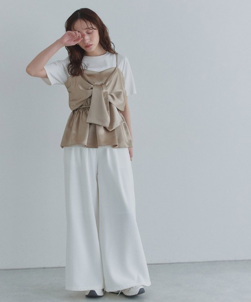 ECLAM（クラム）の「[ECLAM]サテンデザインビスチェ（その他トップス・レディース・グレイッシュベージュ・M/L）」の8枚目の写真