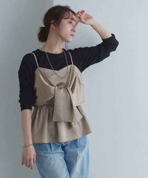 ECLAM（クラム）の「[ECLAM]サテンデザインビスチェ（その他トップス・レディース・グレイッシュベージュ・M/L）」の4枚目の写真