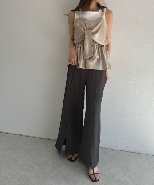 ECLAM（クラム）の「[ECLAM]サテンデザインビスチェ（その他トップス・レディース・グレイッシュベージュ・M/L）」の22枚目の写真