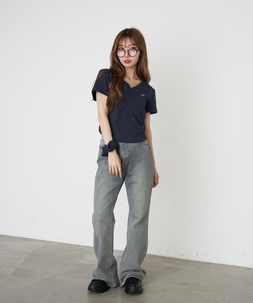 RAY CASSIN(レイカズン)の「シュシュセットVネック星柄Tシャツ(Tシャツ/カットソー・レディース・ホワイト/ネイビー/チャコールグレー・FREE)」の9枚目の写真