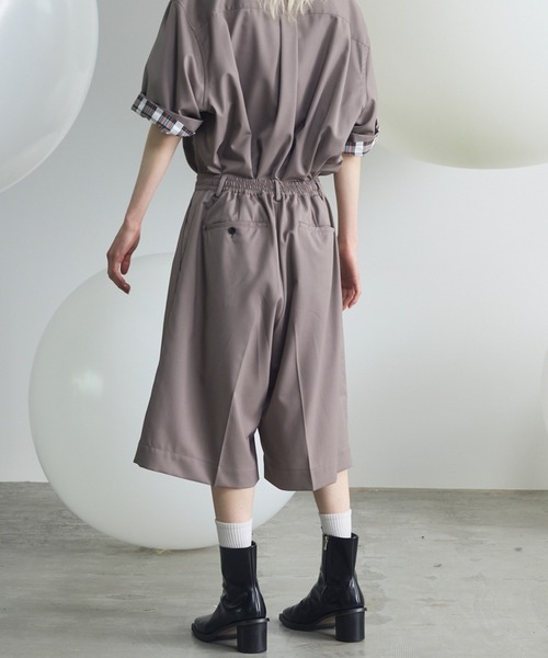 MAISON SPECIAL(メゾンスペシャル)の「《UNISEX》NISHIKAWA KEORI Wool Mix Prime-Wide Shorts/NISHIKAWA KEORIウールミックスプライムワイドショーツ【MAISON SPECIAL/メゾンスペシャル】■セットアップ対応■(その他パンツ・メンズ・ブラック/グレイッシュベージュ/ダークブラック/ネイビー/その他1・0/1/2)」の22枚目の写真
