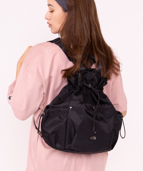 THE NORTH FACE(ザノースフェイス)の「【THE NORTH FACE/ザ・ノースフェイス】3WAY 巾着ショルダーバッグ/リュック/バックパック/BONNEY PACK M/ユニセックス(バックパック/リュック・レディース・ブラック/クリーム・FREE)」の3枚目の写真