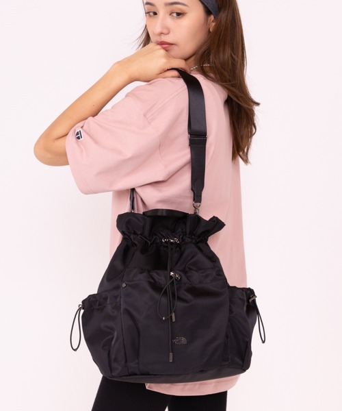 THE NORTH FACE(ザノースフェイス)の「【THE NORTH FACE/ザ・ノースフェイス】3WAY 巾着ショルダーバッグ/リュック/バックパック/BONNEY PACK M/ユニセックス(バックパック/リュック・レディース・ブラック/クリーム・FREE)」の14枚目の写真