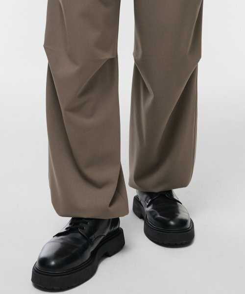 MUSINSA STANDARD（ムシンサスタンダード）の「パラシュートバンディングスラックス [ダスティベージュ]（スラックス・メンズ・その他・40/38/42/36/34/32/30/26/28）」の10枚目の写真