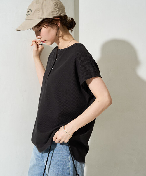 限定展開 ミニ ワッフル ヘンリー ノースリーブ トップス（Tシャツ