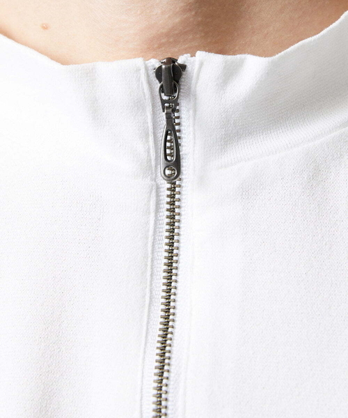 MICHEL KLEIN HOMME (ミッシェルクランオム)の「モックネックハーフジップ半袖カットソー(Tシャツ/カットソー・メンズ・ホワイト/ブラック・MEDIUM/X-LARGE/LARGE)」の7枚目の写真