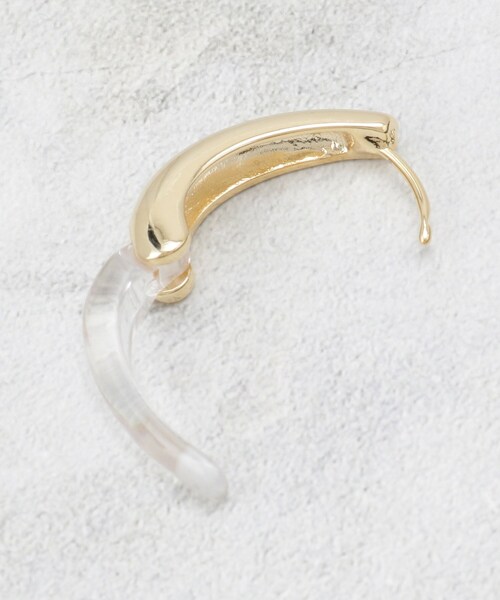 OPAQUE.CLIP(オペークドットクリップ)の「クリア×メタルコンビワンタッチピアス(ピアス(両耳用)・レディース・ゴールド/シルバー・00)」の5枚目の写真