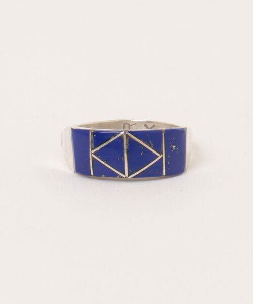Indian Jewelry(インディアンジュエリー)の「THEATER シアター ネイティブフラットトップデザインラピスリング Made in USA(リング・レディース・シルバー・#13)」の1枚目の写真