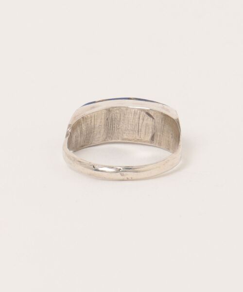Indian Jewelry(インディアンジュエリー)の「THEATER シアター ネイティブフラットトップデザインラピスリング Made in USA(リング・レディース・シルバー・#13)」の2枚目の写真