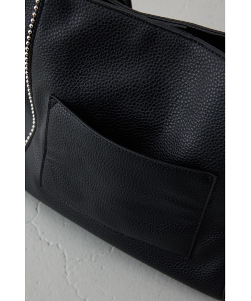 AZUL by moussy(アズールバイマウジー)の「ボールチェーントートバッグ【着用画像あり】(トートバッグ・レディース・アイボリー/ブラック・FREE)」の20枚目の写真