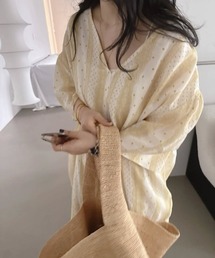 Vネックワンピース