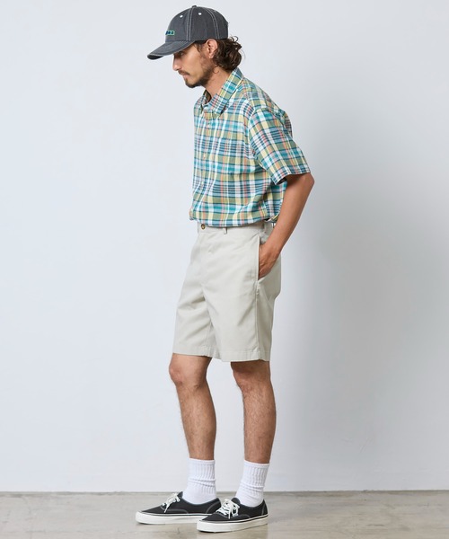 L.L.Bean(エルエルビーン)の「マドラス・シャツ、半袖 スライトリー・フィット 米国フィット・レギュラー(シャツ/ブラウス・メンズ・ブルー系その他2/オレンジ系その他/イエロー系その他/パープル系その他/ブルー系その他/ピンク系その他・MEDIUM/SMALL/LARGE)」の14枚目の写真