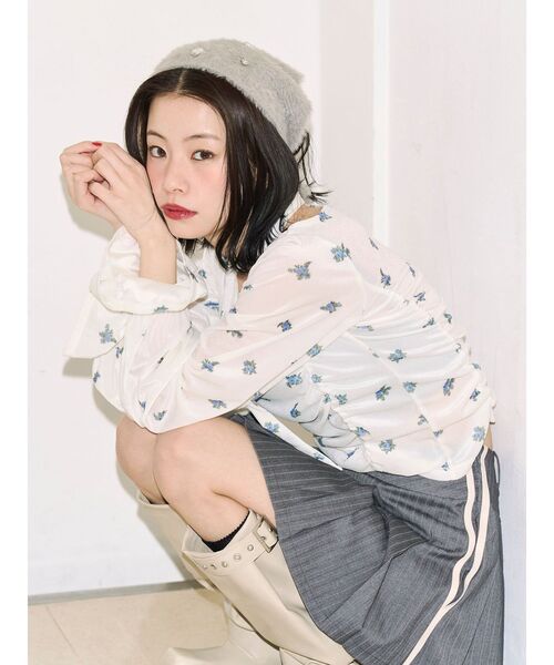 jouetie（ジュエティ）の「【kaorinomori×jouetie】ビジューバブーシュカ（その他ヘアアクセサリー・レディース・ブラック/グレー・FREE）」の4枚目の写真