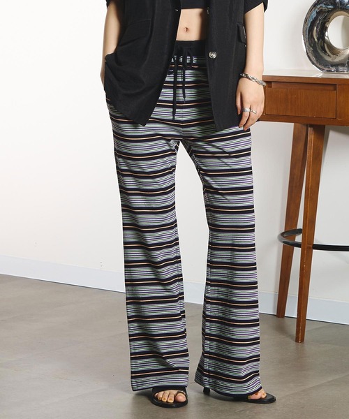 HANGTEN(ハンテン)の「(HANG TEN x TONY x GENE HEAVENS)FLARE PANTS(その他パンツ・レディース・ホワイト/ブルー/ブラック・ONE SIZE)」の2枚目の写真