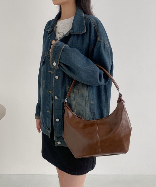 LA VORAGINE（ラ ヴォラジネ）の「ワンハンドル2wayラウンド　ショルダーバッグ（ショルダーバッグ・レディース・ブラック/レッド/ブラウン・FREE）」の18枚目の写真