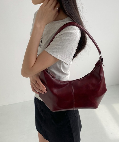 LA VORAGINE（ラ ヴォラジネ）の「ワンハンドル2wayラウンド　ショルダーバッグ（ショルダーバッグ・レディース・ブラック/レッド/ブラウン・FREE）」の20枚目の写真