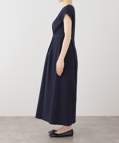 IENA(イエナ)の「サッカータックワンピース(ワンピース・レディース・ライトグレー/ネイビー・36/38)」の19枚目の写真