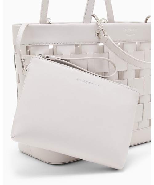 EMPORIO ARMANI(エンポリオアルマーニ)の「【エンポリオ アルマーニ】MyEA ポーチ付き ワイド編み ダブルハンドル トートバック(トートバッグ・レディース・シルバーグレー/ブラック・FREE)」の11枚目の写真