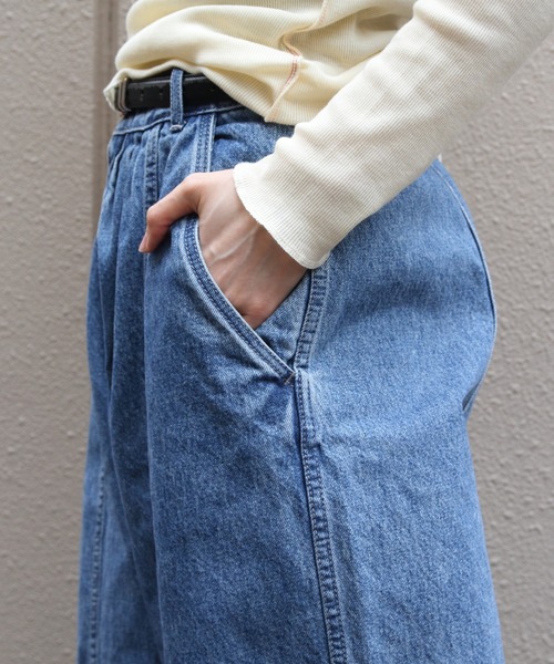 MEYAME（メヤメ）の「MEYAME/メヤメ　デニムワイドタックパンツ　DENIM WIDE TUCK PANTS　MEY-2516（デニムパンツ・レディース・ブルー・0/1）」の3枚目の写真