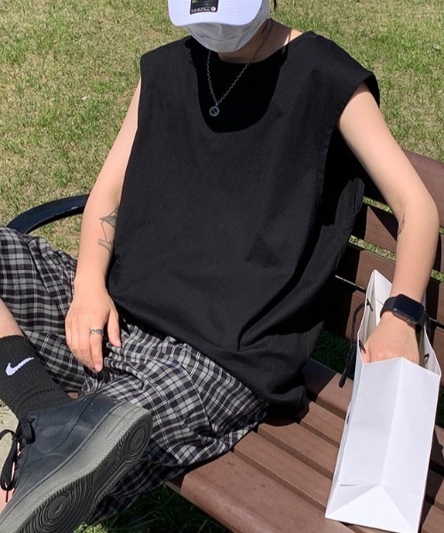 WYZ wear(ダブリューワイジィーウェア)の「オーバーサイズノースリーブTシャツ/ユニセックス(Tシャツ/カットソー・メンズ・チャコールグレー/ブラック/ホワイト・XL/L/M)」の12枚目の写真