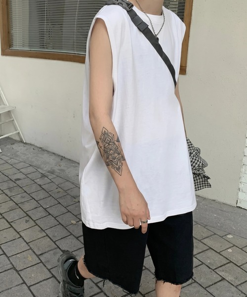 WYZ wear(ダブリューワイジィーウェア)の「オーバーサイズノースリーブTシャツ/ユニセックス(Tシャツ/カットソー・メンズ・チャコールグレー/ブラック/ホワイト・XL/L/M)」の7枚目の写真