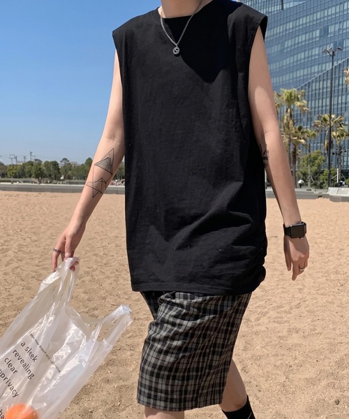 WYZ wear(ダブリューワイジィーウェア)の「オーバーサイズノースリーブTシャツ/ユニセックス(Tシャツ/カットソー・メンズ・チャコールグレー/ブラック/ホワイト・XL/L/M)」の14枚目の写真
