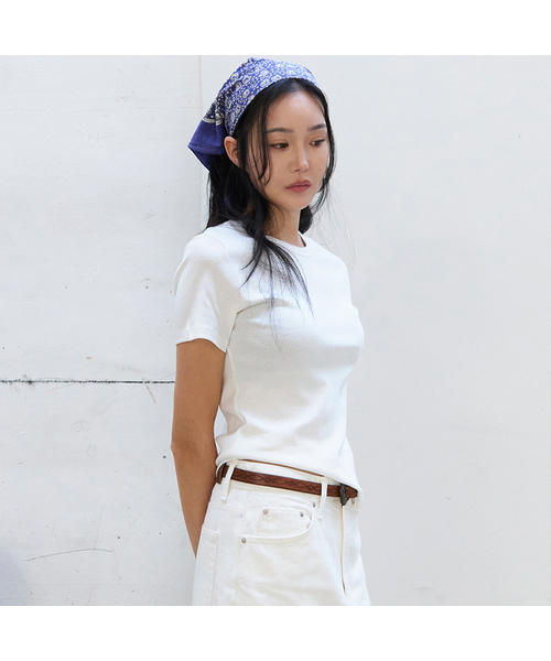 MORVE13(モルブ13)の「シグネチャーショートスリーブトップ(Tシャツ/カットソー・レディース・アイボリー/スカイブルー/レッド/ネイビー/ブラック・SMALL/MEDIUM)」の1枚目の写真