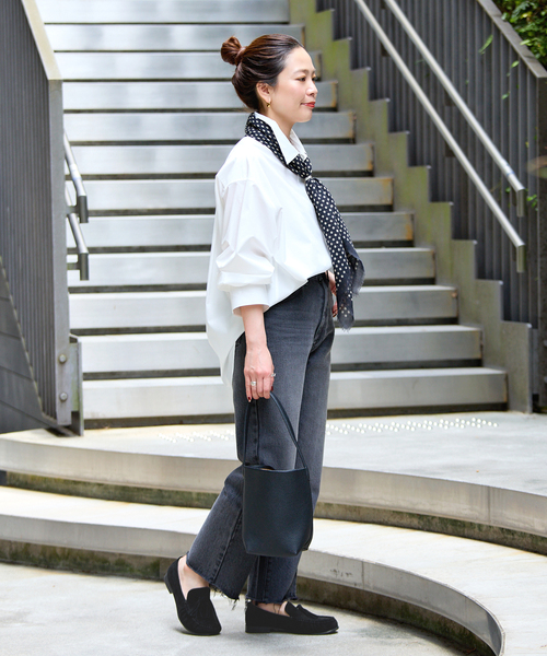 MOHI(モヒ)の「MOHI / モヒ スウェードタッセルローファー(ローファー・レディース・ブラウン/ブラック・LARGE/MEDIUM/SMALL/X-SMALL)」の4枚目の写真