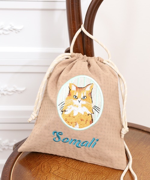 FUNALIVE(ファンアライブ)の「猫刺繍巾着ショルダー(ショルダーバッグ・レディース・グレー/ピンク/ベージュ・FREE)」の9枚目の写真