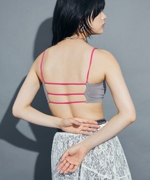 バックオープンバイカラーブラトップ