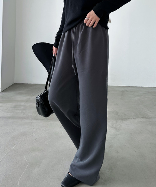 Eclat one(エクラワン)の「【Eclat one】総ゴム ストレート ワイド イージーパンツ(その他パンツ・レディース・ブラウン/ブラック/グレー・L/M)」の3枚目の写真