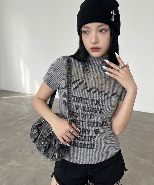 non-hedge(ノンヘッジ)の「リブハイネックロゴトップス(Tシャツ/カットソー・レディース・ブラック/ベージュ/イエロー/ピンク・FREE)」の14枚目の写真