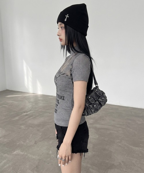 non-hedge(ノンヘッジ)の「リブハイネックロゴトップス(Tシャツ/カットソー・レディース・ブラック/ベージュ/イエロー/ピンク・FREE)」の17枚目の写真