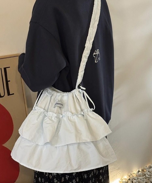 Vipoa（ヴィポア）の「Ruffle tote bag（トートバッグ・レディース・ライトブルー/ミント・FREE）」の10枚目の写真